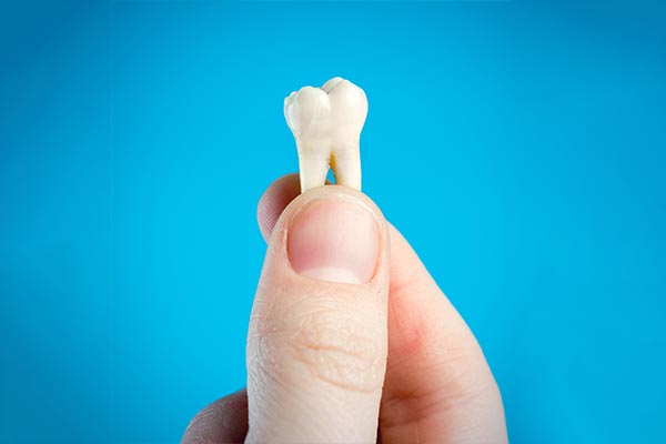 A General Dentist Helps You Decide Whether To Pull or Save a Tooth from North County Cosmetic and Implant Dentistry in Vista, CA